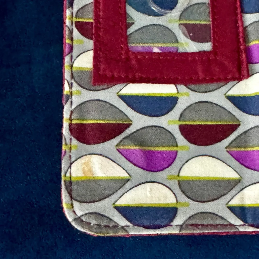 Vera Bradley Quilted Classic Merlot Burgundy Trifold Large Wallet - Picture 14 of 14